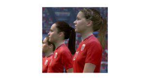 2 fifa 17 350 copyjpg FIFA 17 tops monthly UK console digital charts again