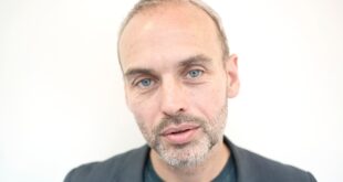 DSC03693 1 1 “There are many challenges that you face when you are an independent studio but knowing why you’re different and the values that you stand for are the most important!” – Firesprite's Graeme Ankers