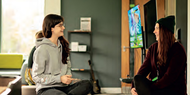 d3t 1 The State of the Art at d3t: Louise Andrew on the growth of art services at d3t and Coconut Lizard