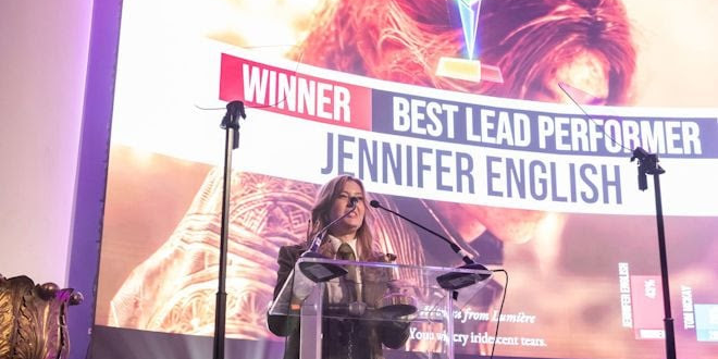 golden joysticks jennifer english 660x330 1 [Industry news] Winners Announced at the 43rd Golden Joystick Awards