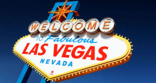 las vegas sign 840jpg Nevada governer passes "esports betting bill"