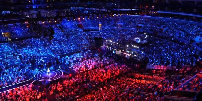 league of legends world championships staples crowd0 1jpg Riot to bump up EU LCS financial incentives in 2018, franchising planned for 2019